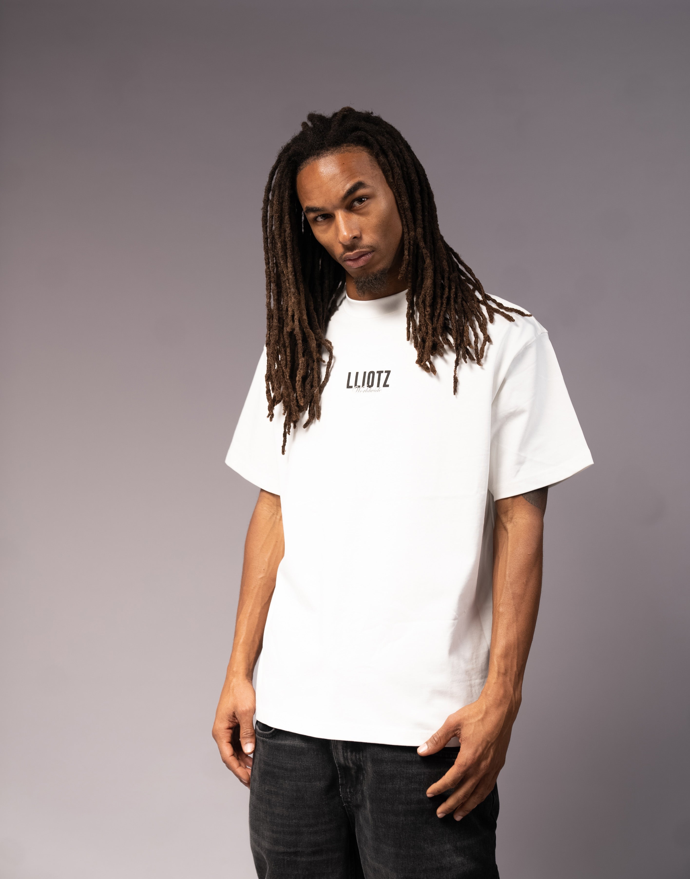 LLIOTZ WorldWide BN Premium T-Shirt